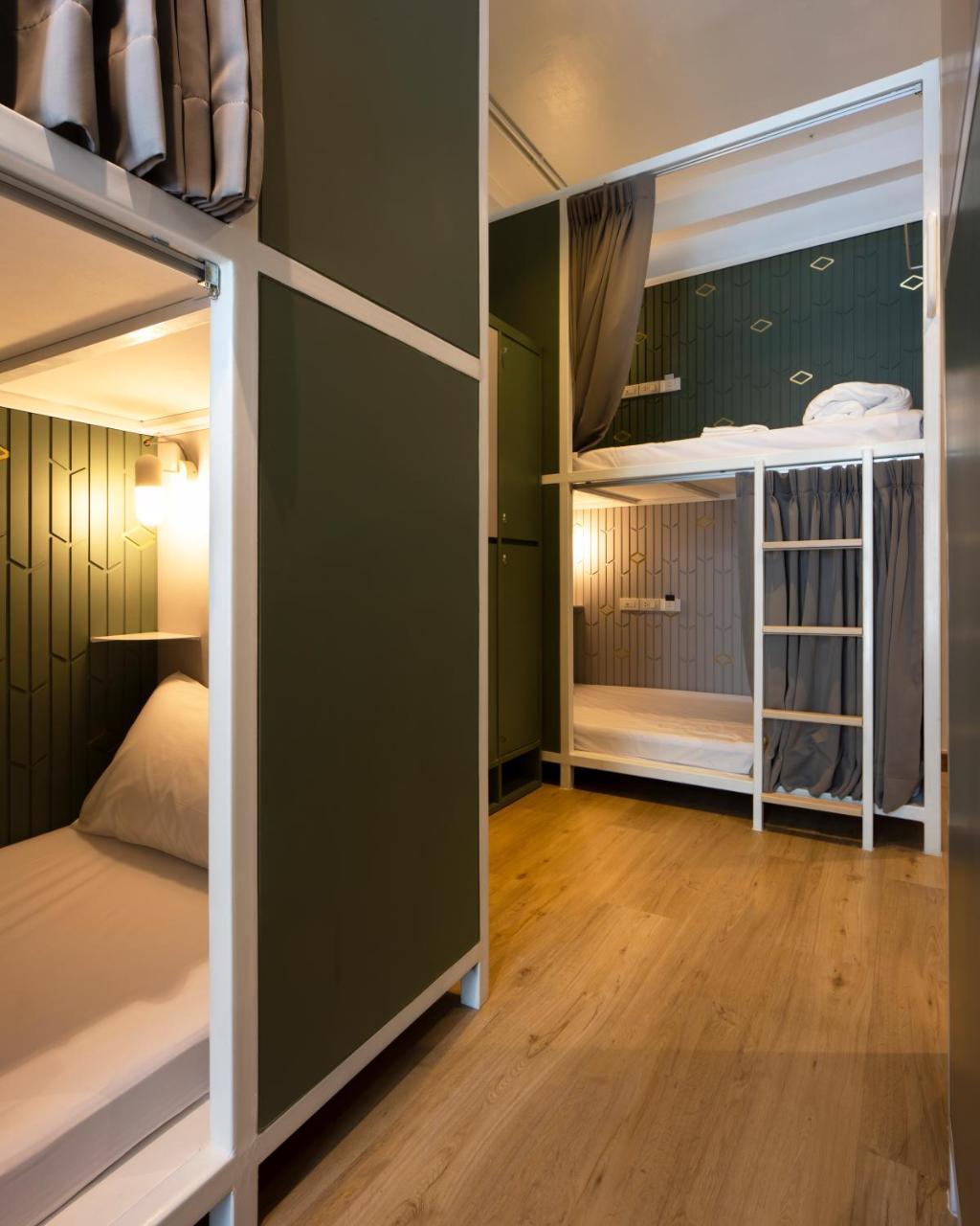 Boxpackers Hostel Phranakorn Bangkok Buitenkant foto